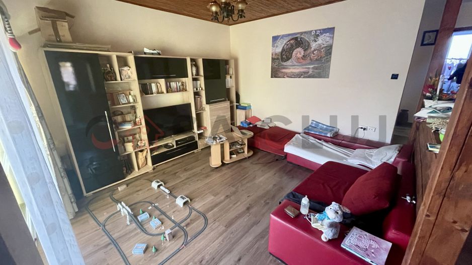 Imobil cu multiple posibilități de utilizare, cu doua locuri de parcare in curte - Poză 17