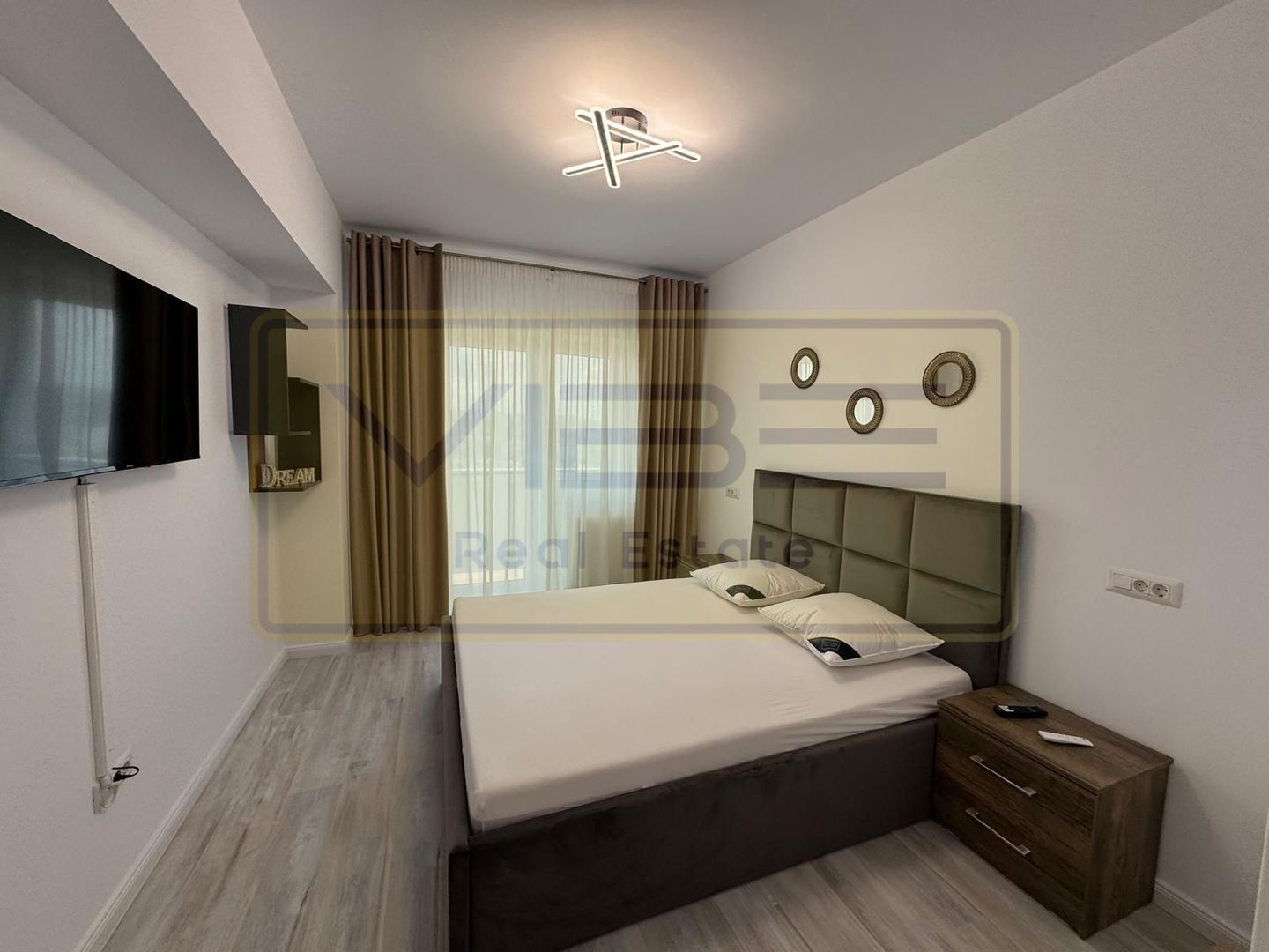 Apartament 2 camere decomandat cu parcare subterana  Unirea Towers - Poză 8