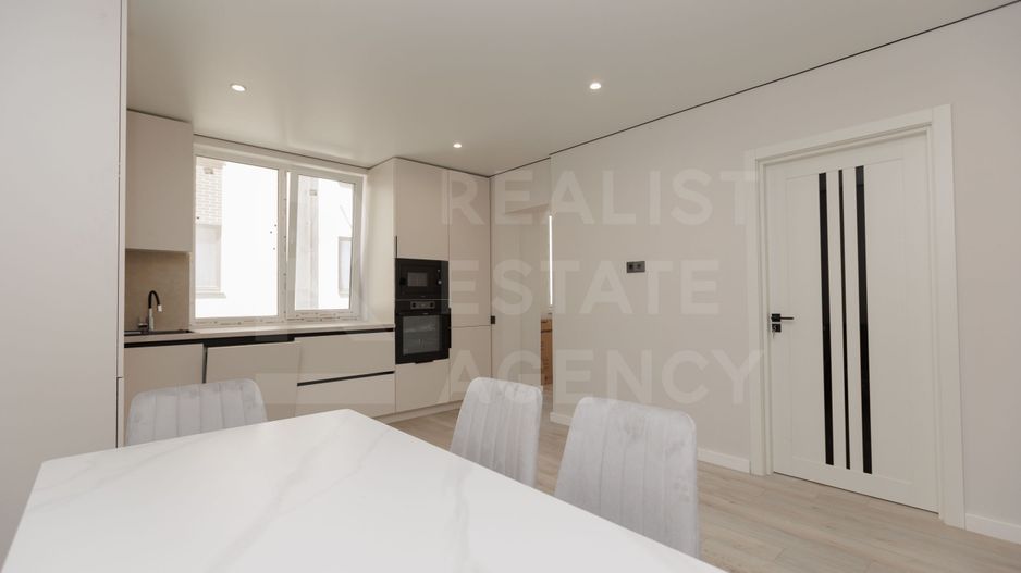 Vânzare, apartament, 2 camere, str. Regele Carol, Durlești - Poză 2