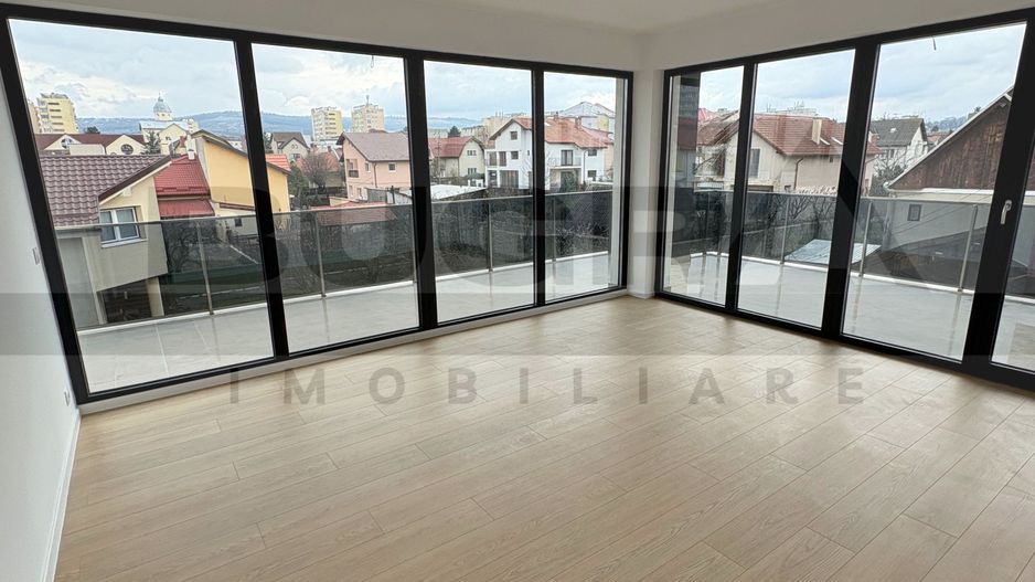 Vila superba 212 mp, parcare, nemobilata, zona Interservisan - Poză 1