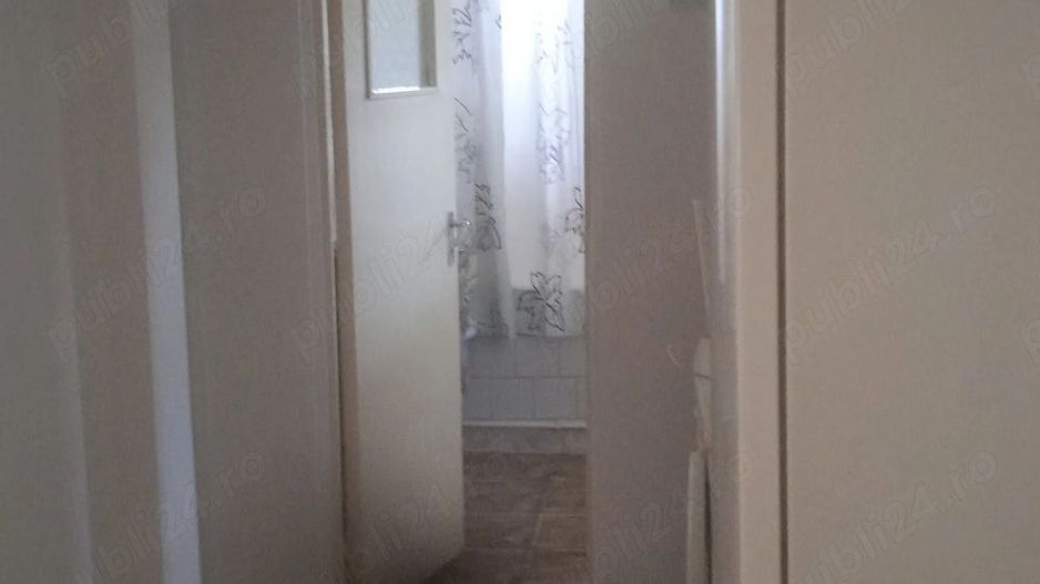 De inchiriat apartament cu 2 camere, Micro 20, 350 Euro - Poză 5
