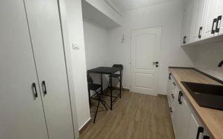 3 camere, Circumvalatiunii-Iulius Mall, centrala proprie - Poză 8