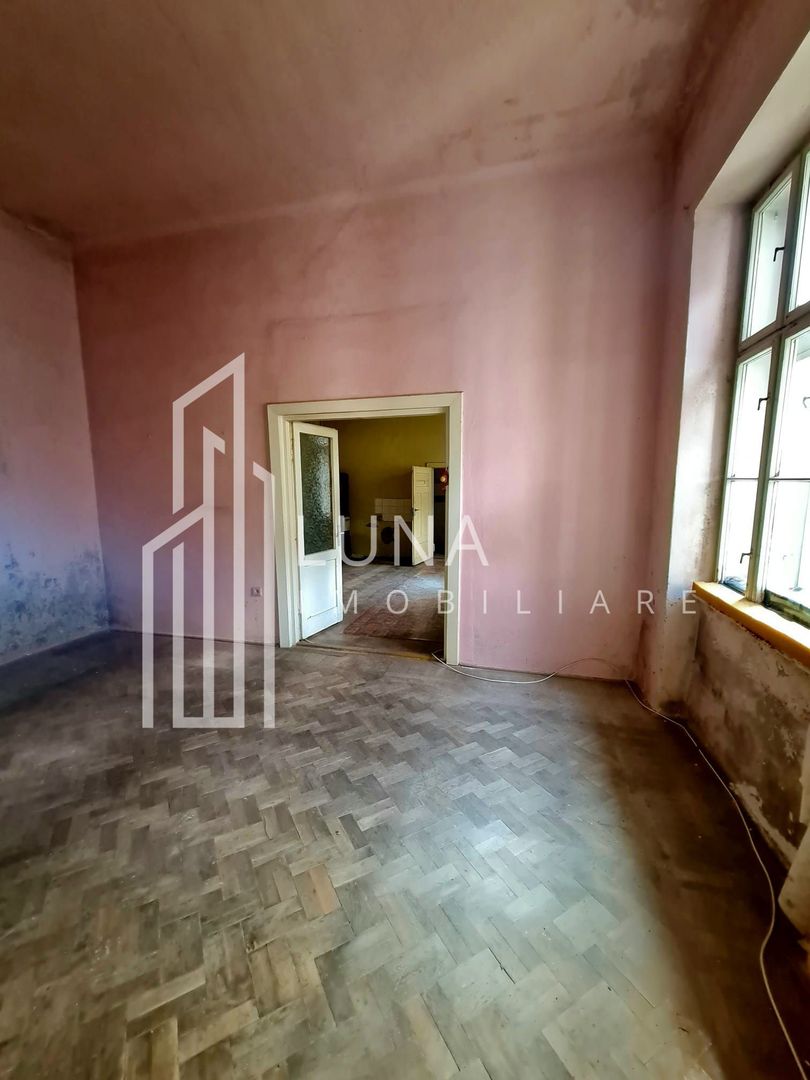 Casă spațioasă în zona Cetății Medievale – oportunitate excelentă - Poză 3