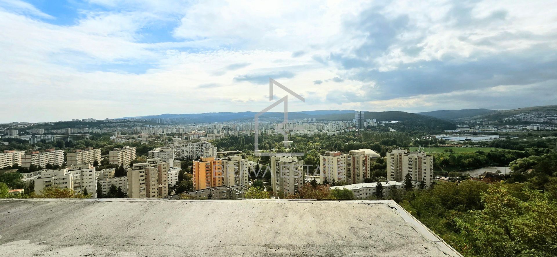 Duplex finisat, 170 mp, teren 250mp, 4 camere, 2 băi, 2 terase, Grigorescu - Poză 8