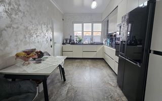 Casa 4 camere | Curte si terasa | Selimbar - Poză 3