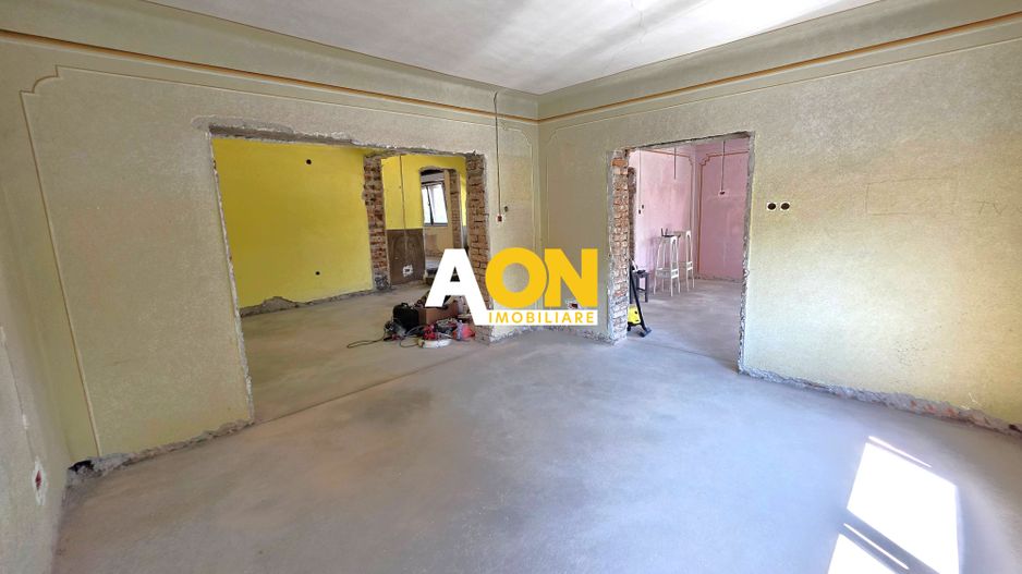Casă semifinisată, 4 camere, 350 mp teren, la asfalt, zona Centru - Poză 8