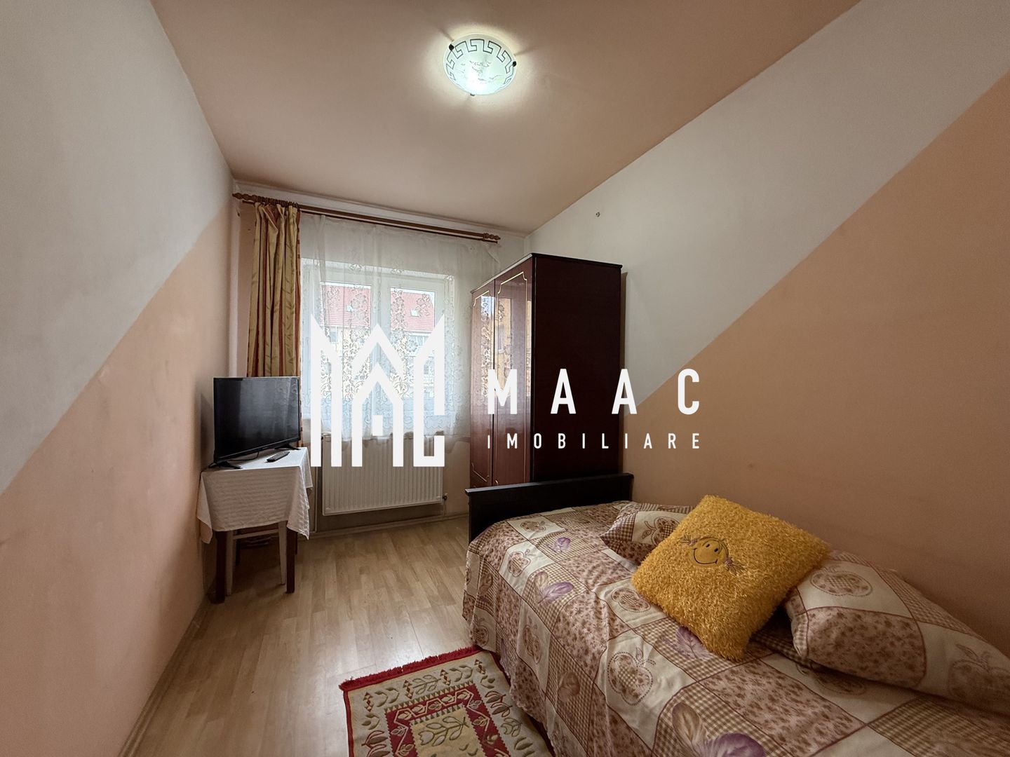 Apartament 3 camere | Balcon | Pivnita | Vasile Aaron - Poză 1
