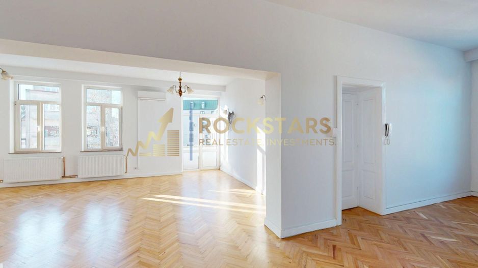 Spatiu Birouri | Etaj 1 + Mansarda | 4 Locuri Parcare | Zona Unirii | 200mp - Poză 1