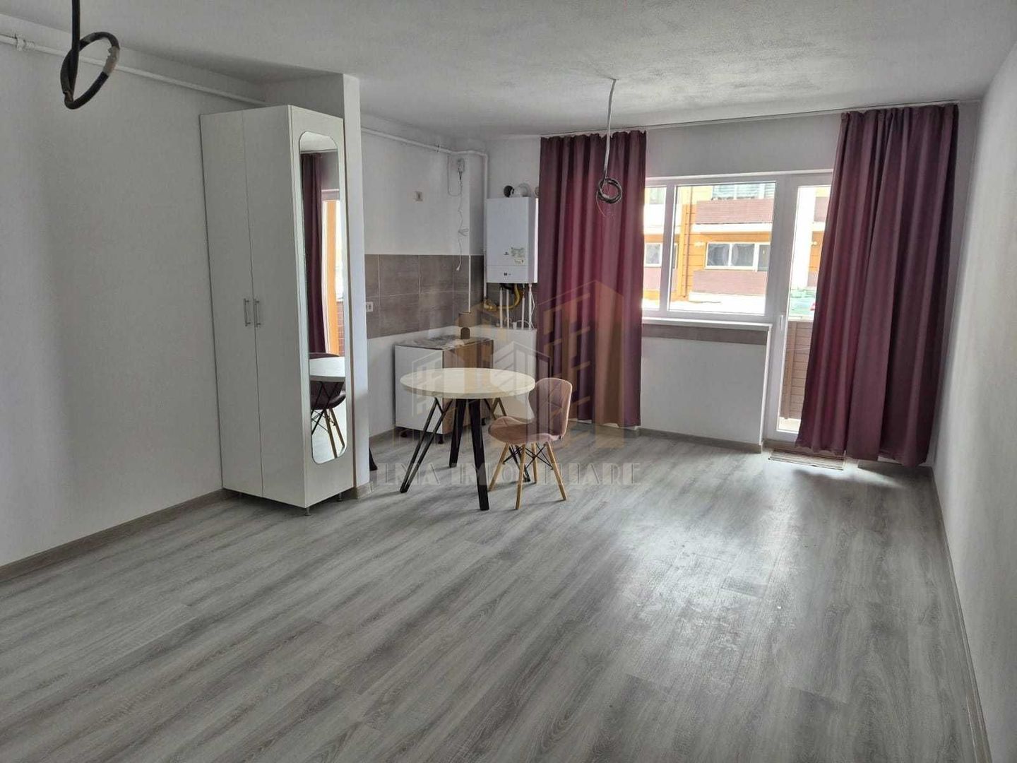 Garsoniera Subcetate City Sanpetru Brasov - Poză 4