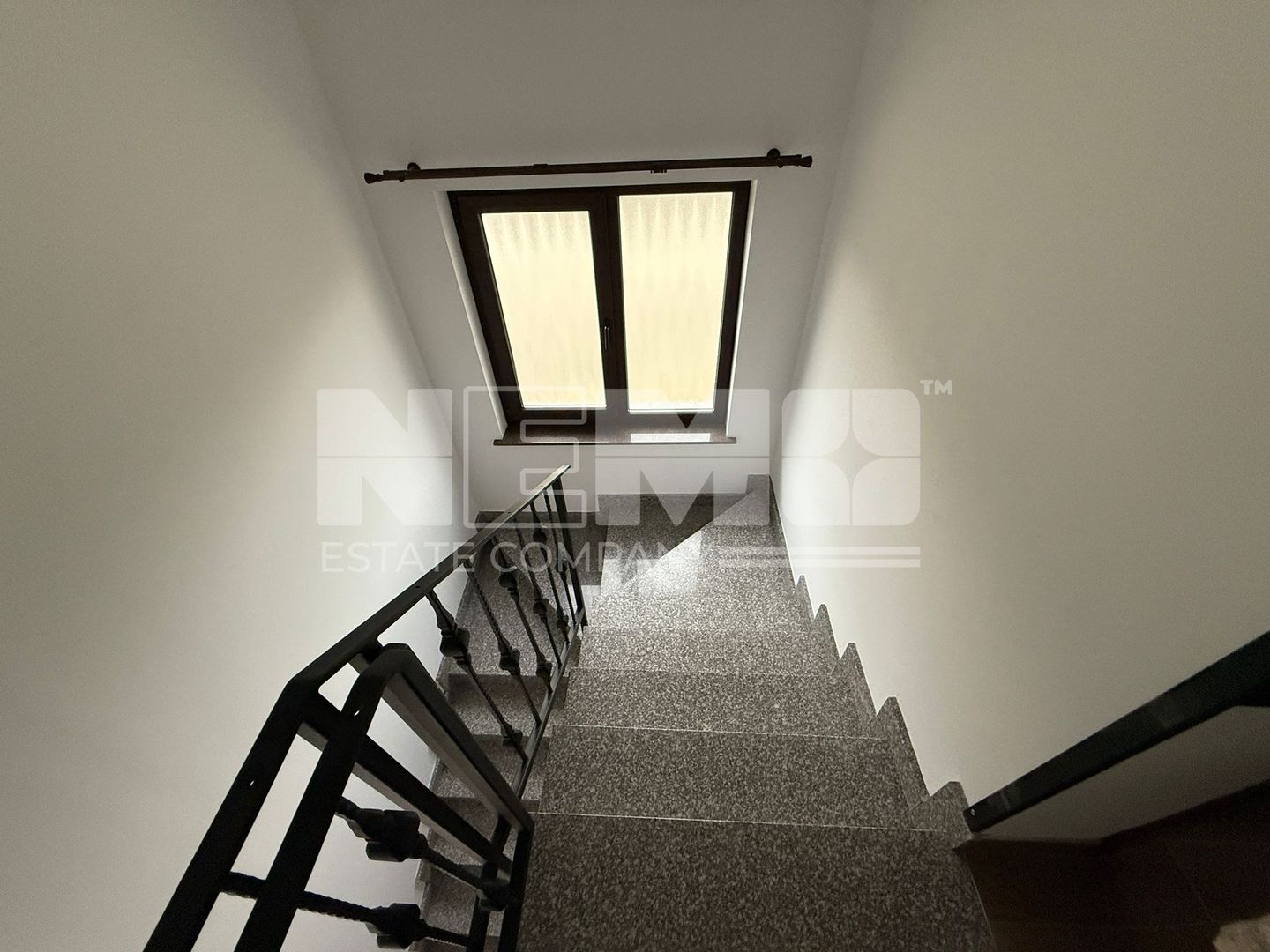 CASA DE VANZARE | 155.00 EURO | 200MP UTILI | 2500 MP TEREN | - Poză 5