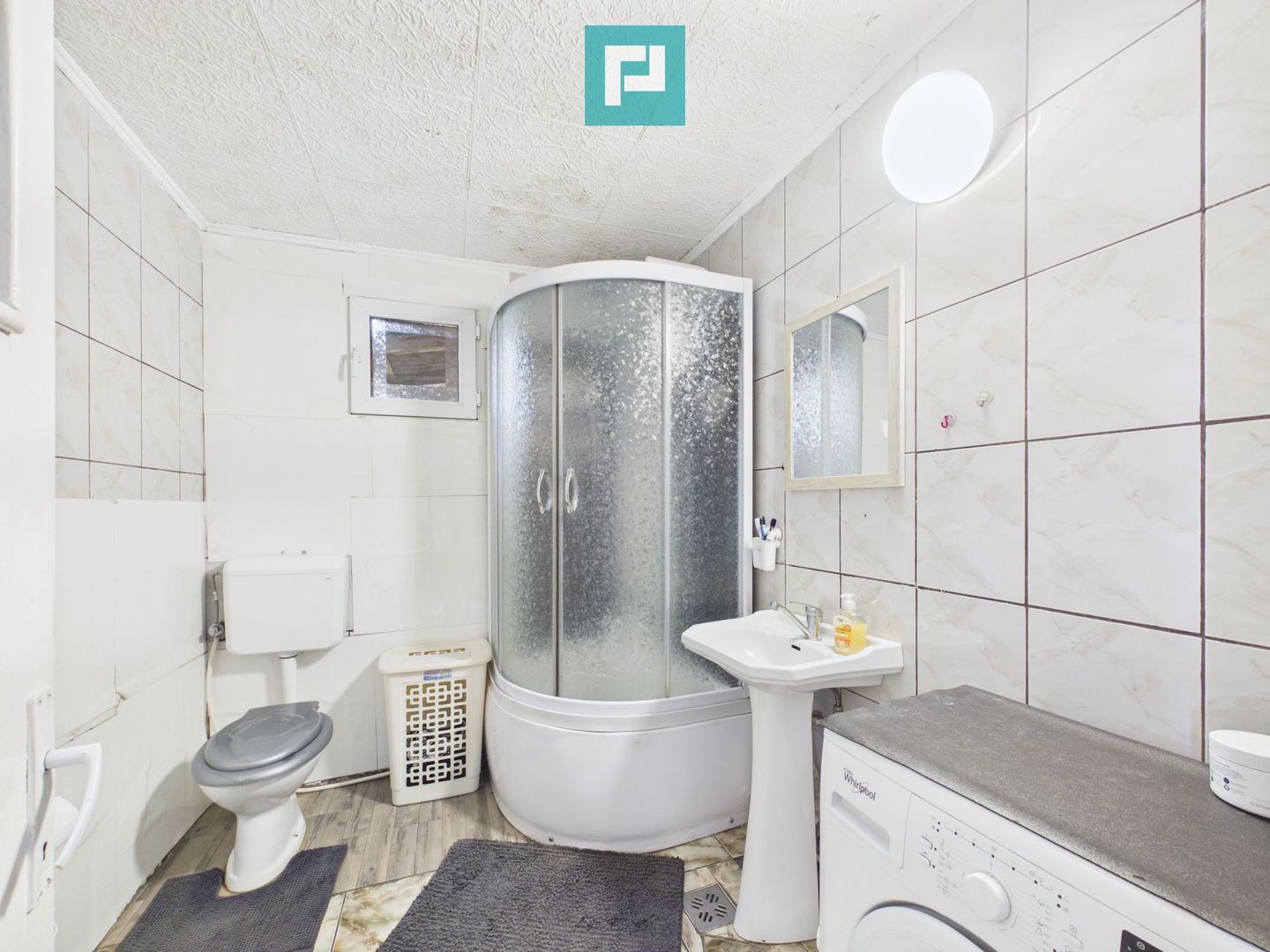 Casă cu 3 camere de vânzare în zona Bujac - Poză 11