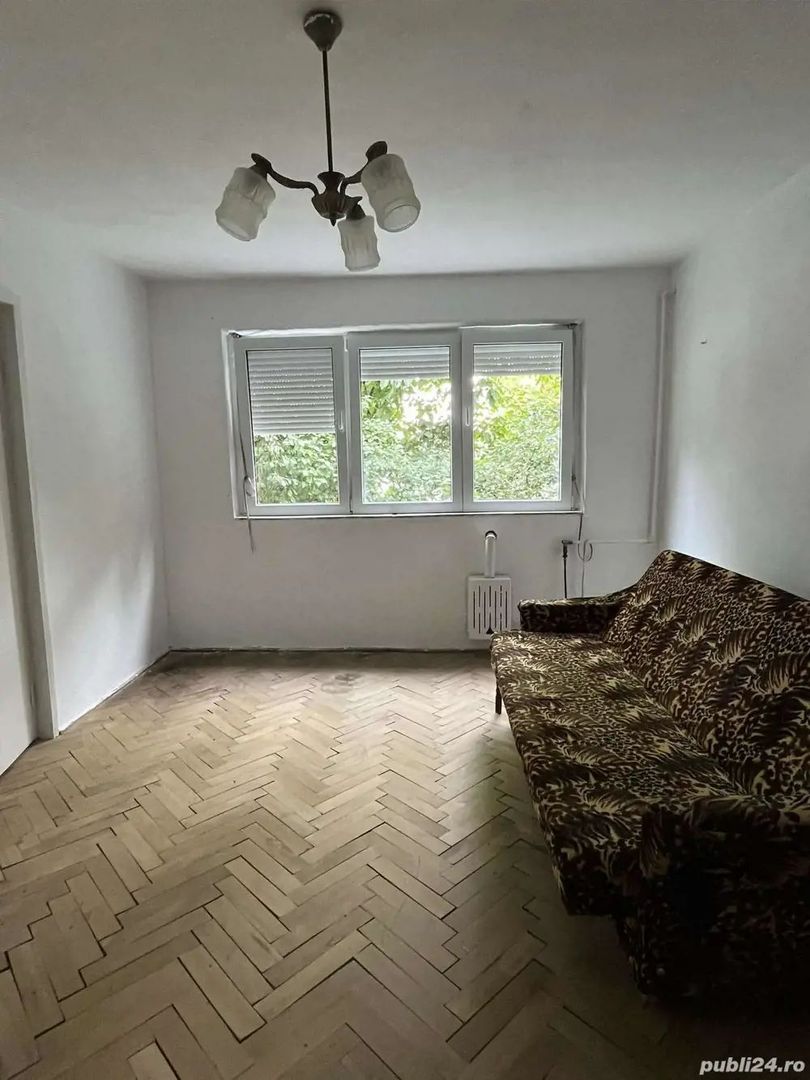 BRASADAS vinde ap cam etaj 1/4 Micro 15 Oituz. - Poză 3