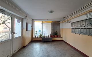 4 camere, 2 balcoane,2 Bai , parcare – zona Piața Flora!! - Poză 11