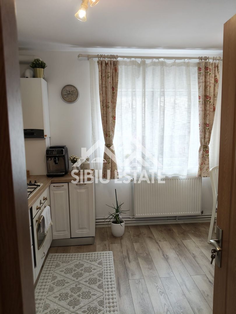 Apartament de vanzare decomandat 2 camere mobilat si utilat - Terezian - Poză 3