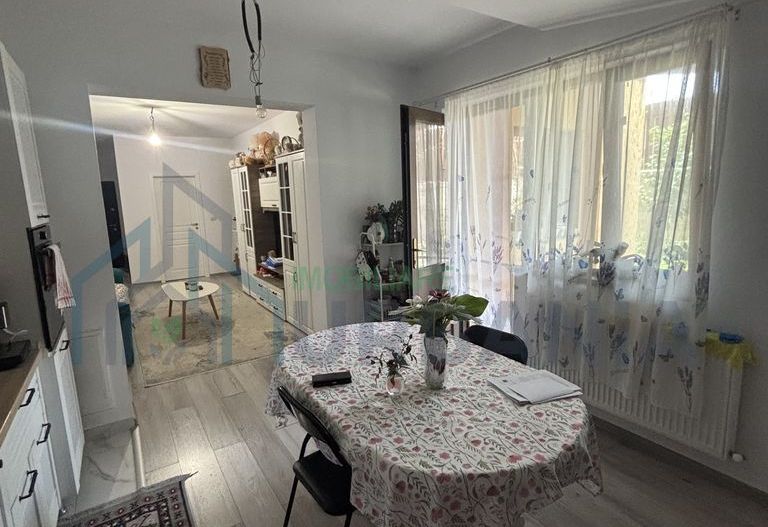 Persoană fizică, apartament cu 3 camere și grădină - Poză 2