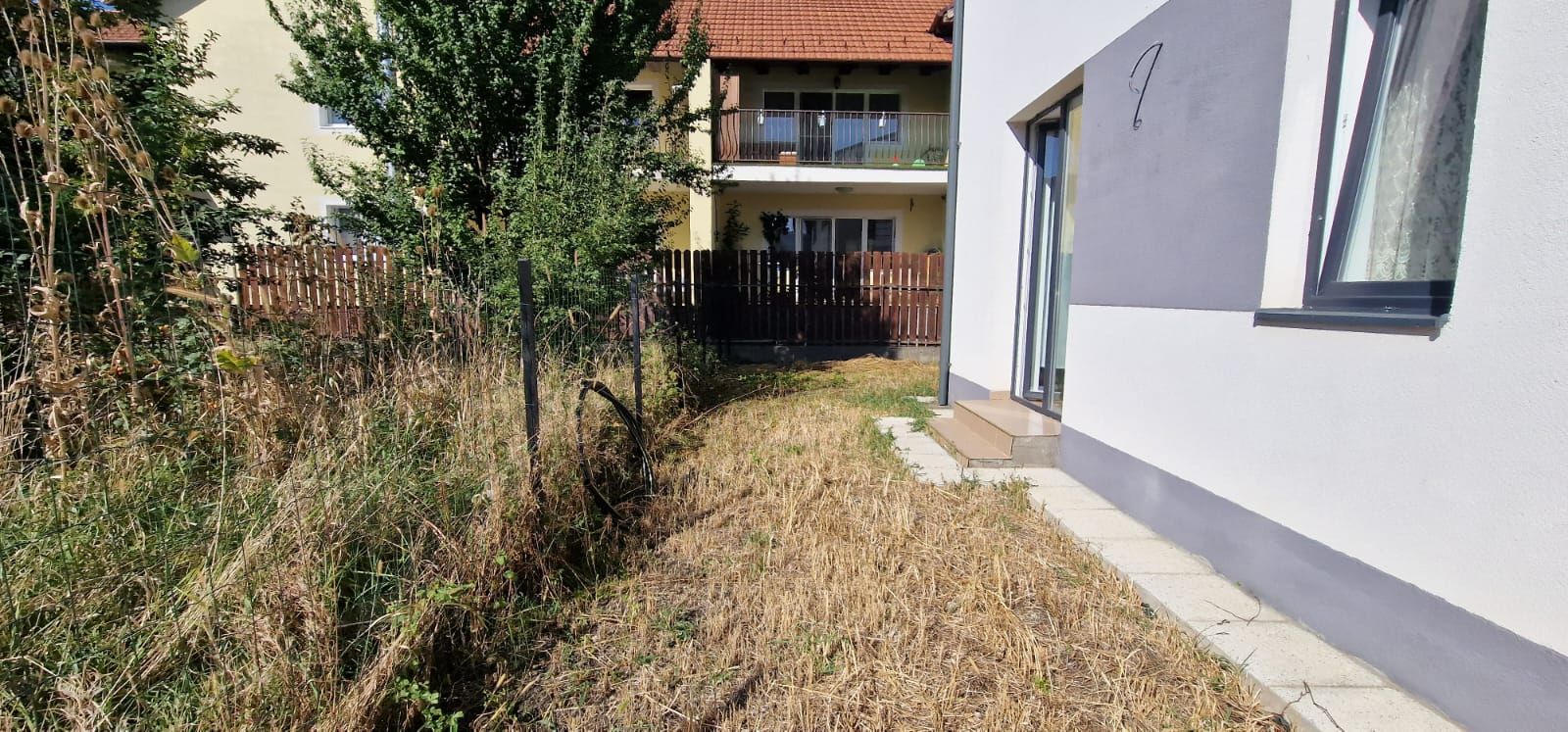 Apartament cu 2 camere, gradina si parcare de închiriat - Poză 4