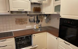 Inchiriere apartament  3 camere decomandat - Poză 1