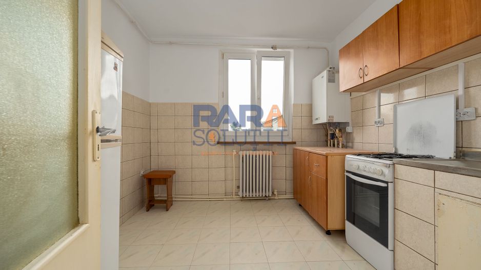 Apartament 3 camere + 2 băi IEFTIN: 700 €/mp - Poză 2