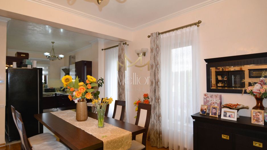 Casă spațioasă de vânzare în Gheorgheni – vedere spre parc - Poză 2