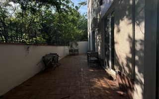 APARTAMENT DE VÂNZARE 4 CAMERE ZONA CENTRALĂ + TERASĂ 40MP - Poză 1