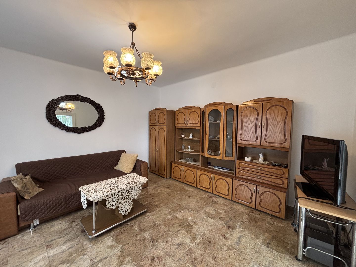 Casa de închiriat zona Modern - Poză 2