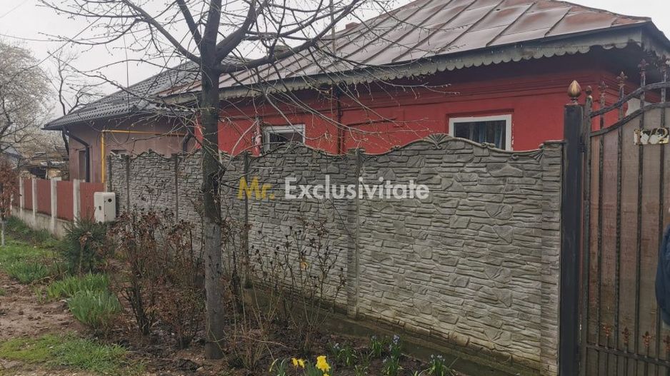 Casa de vanzare - comuna Pielesti - Poză 1