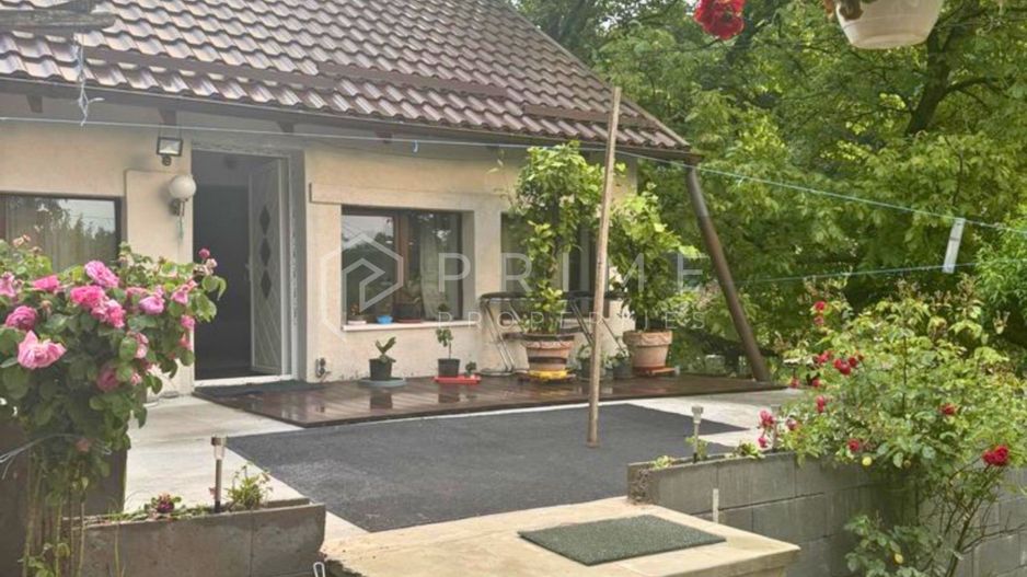 DE ÎNCHIRIAT: Casă Spațioasă cu 4 Camere + Mansardă | Valea Iubirii - Poză 1