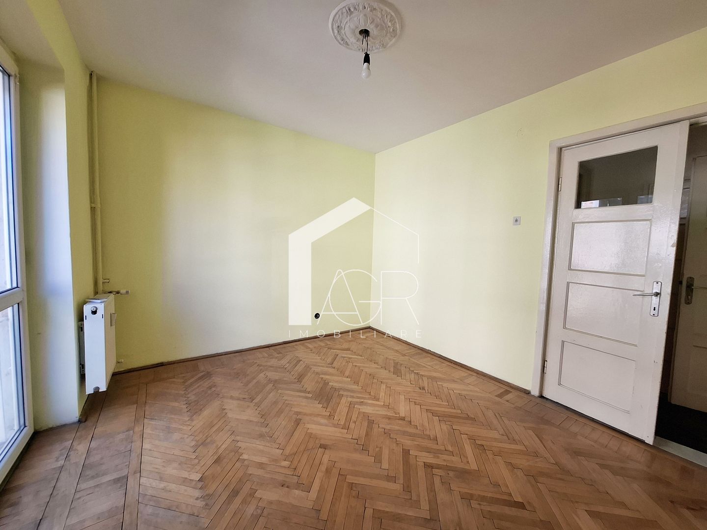 Apartament cu 2 camere, zona Ultracentral - Poză 8
