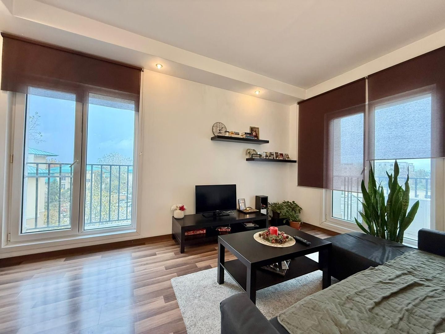 COSMOPOLIS - Apartament cu 2 camere tip studio, mobilat si utilat. - Poză 4