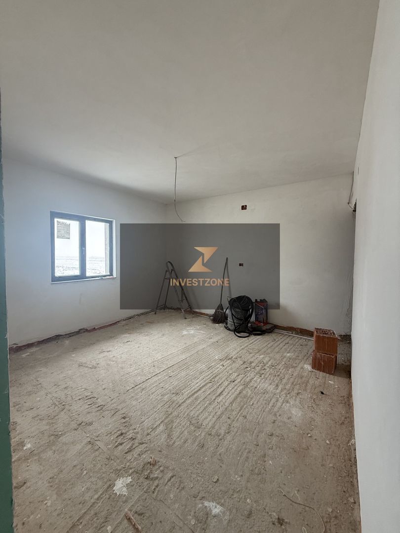 Casă cu proiect deosebit în Livada de Bihor - Poză 4