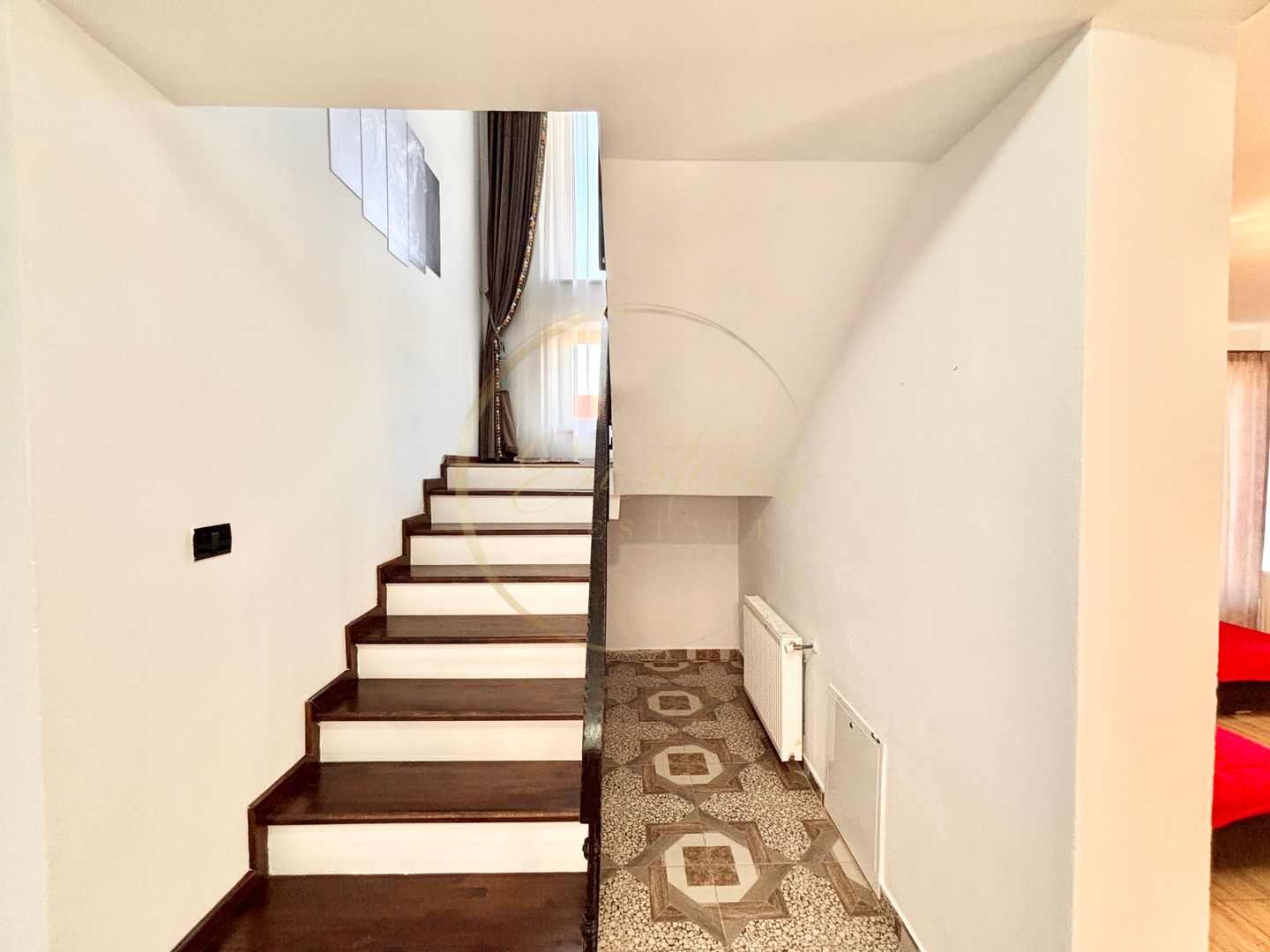 1/2 Duplex - Giroc - zona Planetelor - 4 camere | Poarta electrica - Poză 12
