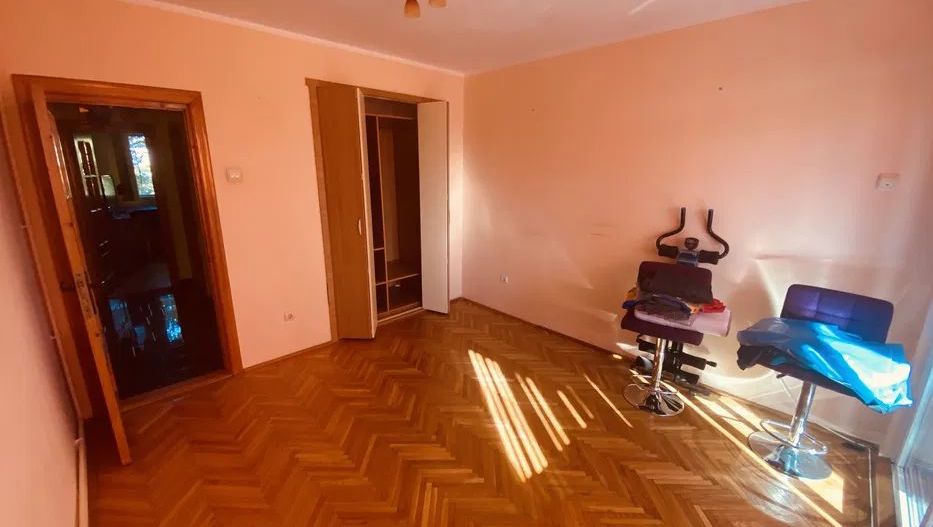 Apartament 3 camere Tiglina 2 - Poză 5