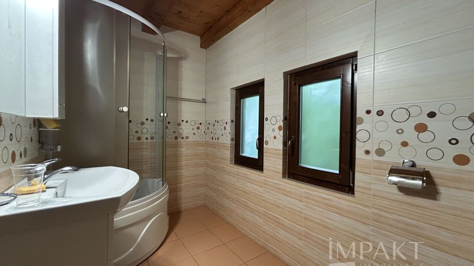 Vanzare cabana rustica pe malul lacului Tarnita! - Poză 23