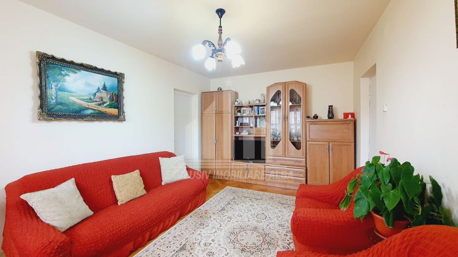 Apartament cu 3 camere de vanzare, Cetate - zona Closca - Poză 2