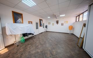 Clădire comercială cu potențial major de dezvoltare - Săveni, Botoșani - Poză 5