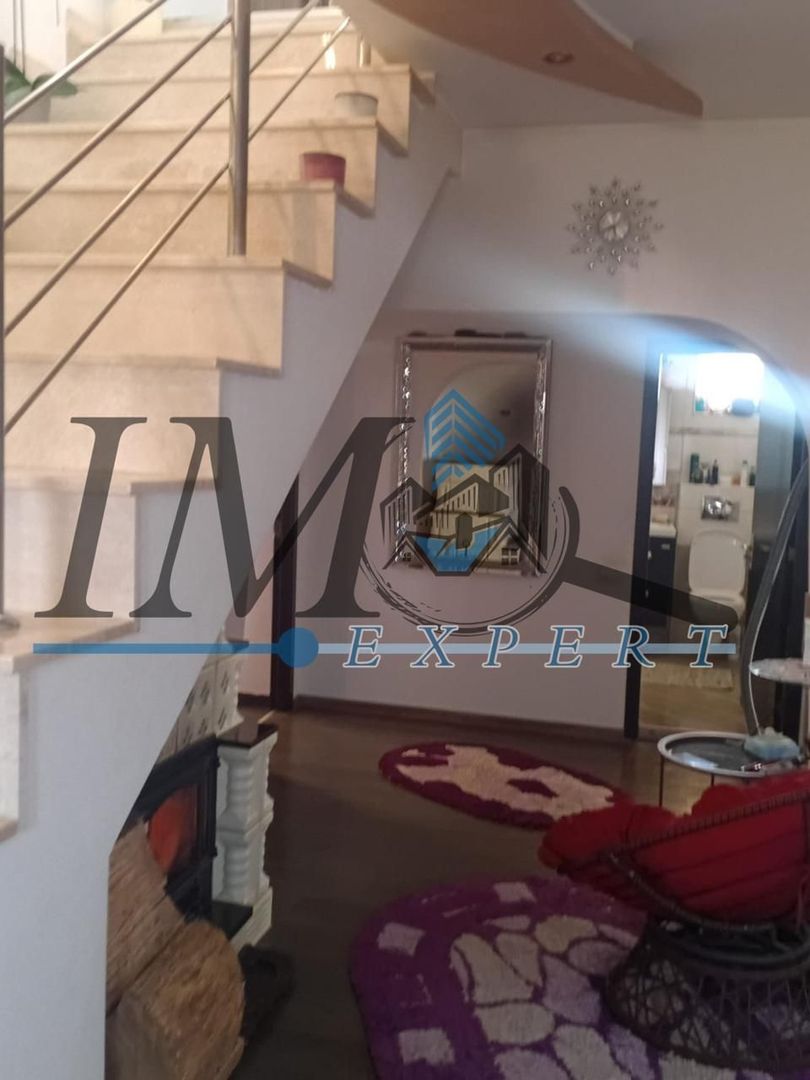 Casa\vila de vanzare Soimus Jud. HD - Poză 1