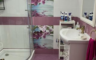 Casa , P+1+teren, 420 mp,situata in Broscauti ,pret 125000 Euro - Poză 3