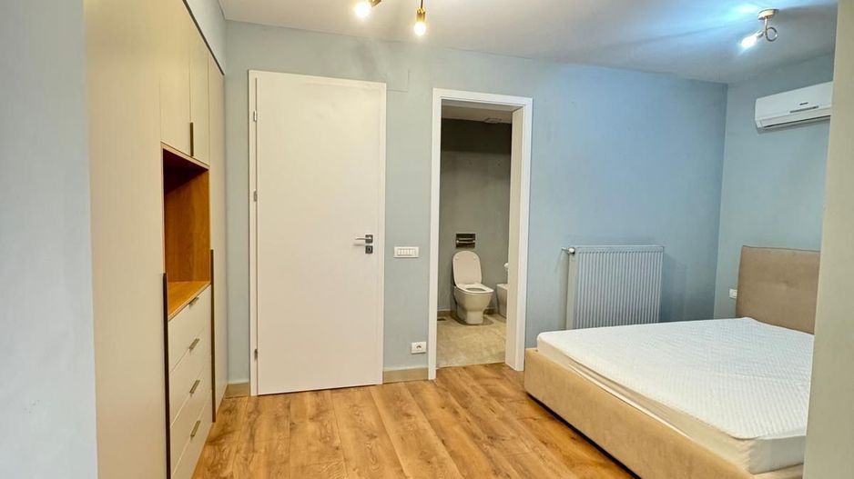 Vila  6 camere de inchiriat - Poză 8