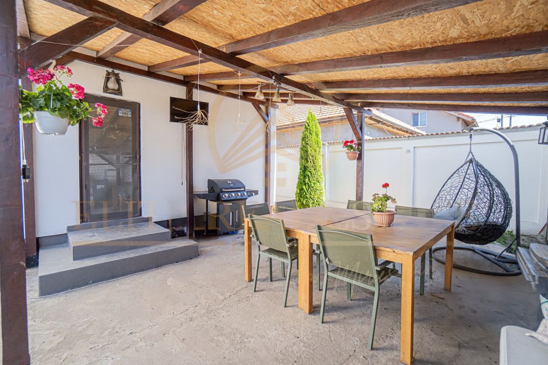 Agigea, lângă Constanța - Casă cu curte, terasă și pod amenajat! - Poză 18