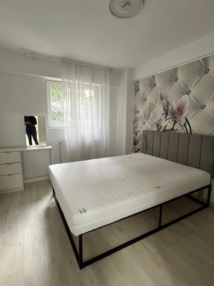 Vanzare apartament spatios 3 camere, 2 bai, bloc 2009, Titan, 10 min metrou - Poză 1