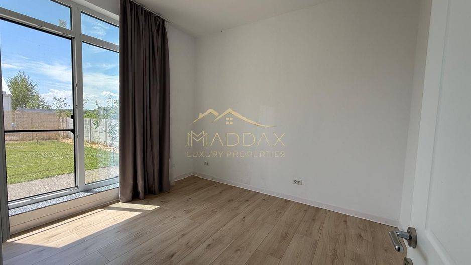 ***CASA MODERNA 4 camere ***LUX***Gradina 450 mp//Ostratu//CORBEANCA - Poză 7
