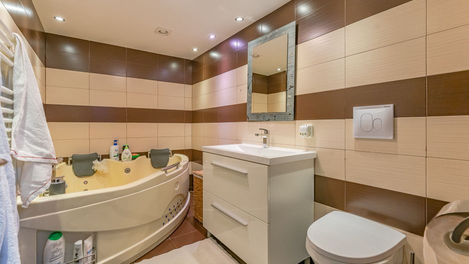 Casa renovata 2016 in Ghimbav - Poză 11