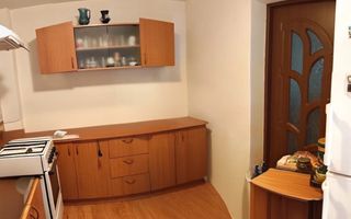 Casa cu personalitate in Calomfirescu – spatiu, liniste si teren gener - Poză 16