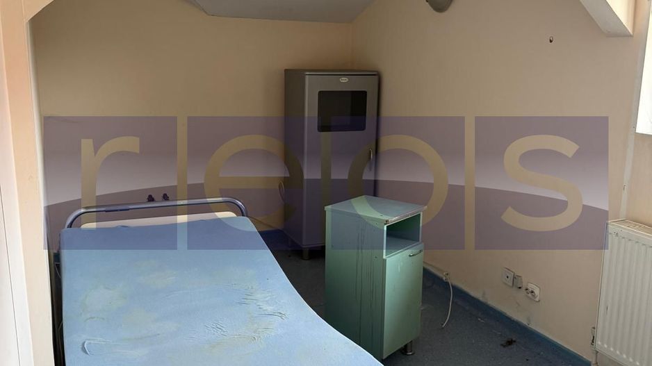 DE VÂNZARE VILĂ | OPORTUNITATE DE INVESTIȚIE | PRETABILĂ CENTRU BĂTRÂNI - Poză 51