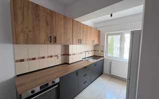 Apartament de Lux cu 3 Camere pe Str. Oituz – Garaj & Terasă - Poză 10