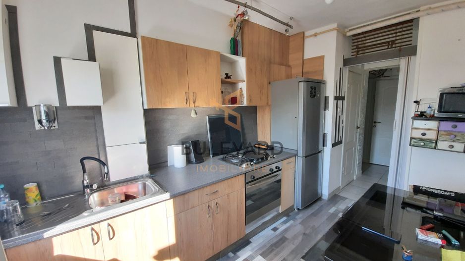 Apartament 3 camere decomandate, orientare sudica, strada Ion Mester - Poză 2