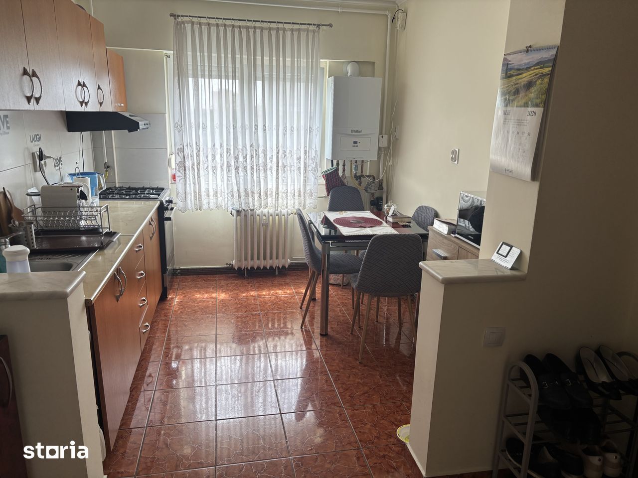 BRASADAS vinde ap 3 cam etaj 4/10 Micro 15 utilat mobilat. - Poză 3