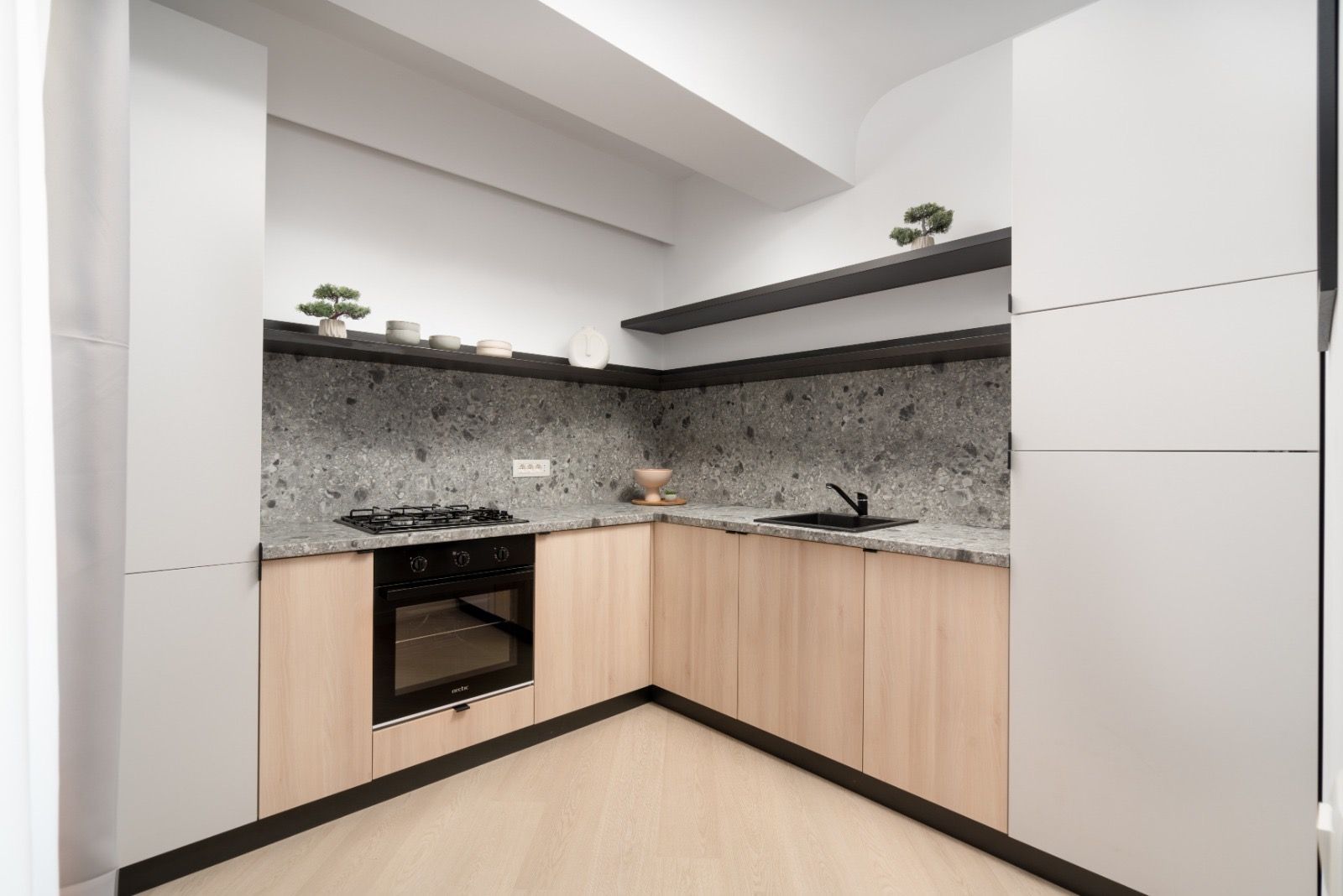 Studio Complet Mobilat & Utilat – Cortina North | Investitie ideala - Poză 7