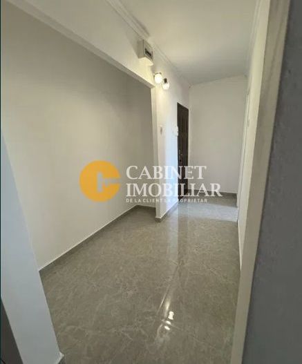 Apartament cu 2 Camere - Liber - Podu Ros Primaverii - Poză 7