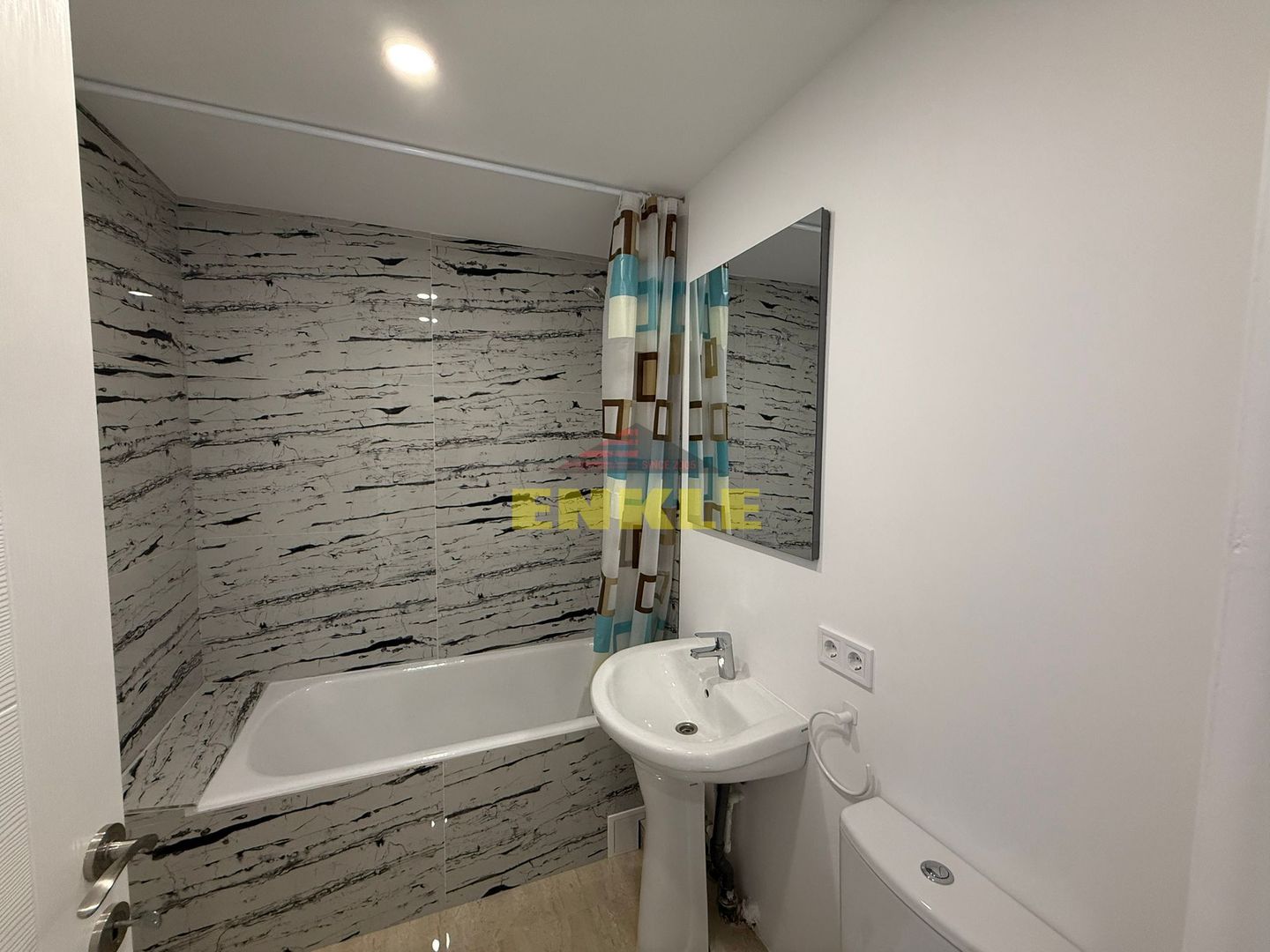 Apartament de închiriat cu doua camere – zona Primăverii - Poză 7